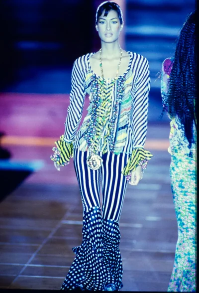 Look 50